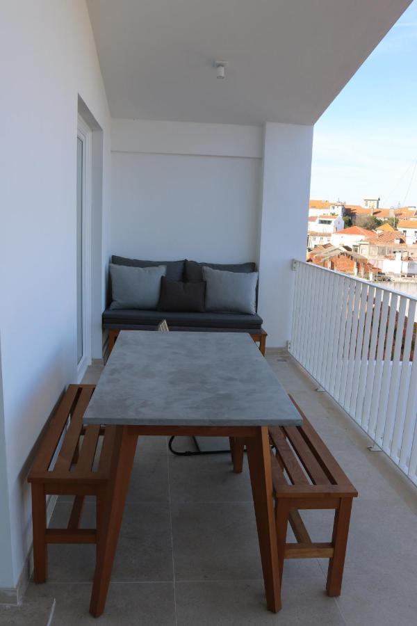 Villa Graca -Hostels And Apartments Santarem Bagian luar foto